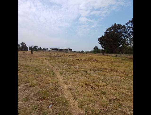 1,995M² VACANT LAND FOR SALE IN HENLEY ON KLIP